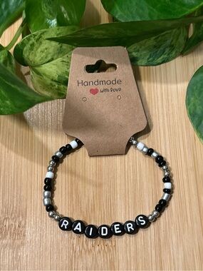 🖤🏈✨ Raiders Stretchy Beaded Bracelet | Handmade | Football Fan Bracelet 🏈🖤